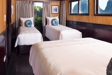 هتل Aphrodite Cruises