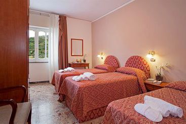 בית מלון כפרי Caruso