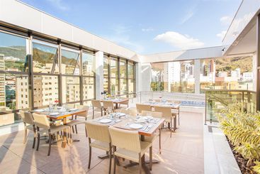 هتل Esuites Sion  Savassi