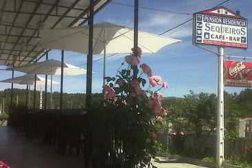 فندق Hostal Sequeiros