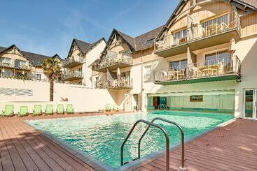 בית מלון כפרי Résidence Vacances Bleues Les Jardins D Arvor