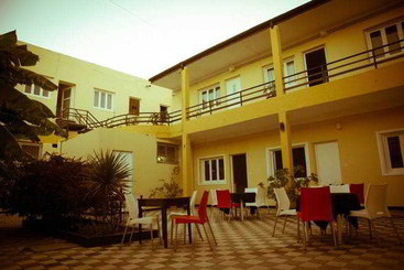 هتل You San Rafael