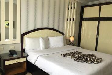 هتل Fleet Club Mahrousa