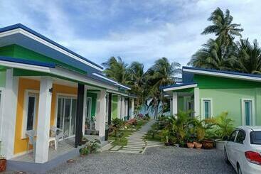 پانسیون Coco Sea Bangpo Resort