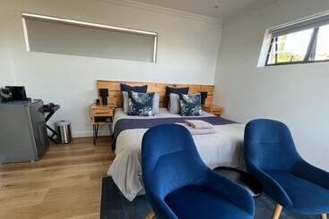 住宿加早餐  De View