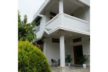 Bed and Breakfast Joy S Bnb