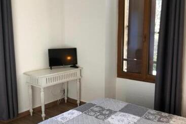 Bed and Breakfast L Auberge De La Goutille