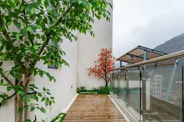 Floral Hotel Shitai Se Shui Wan