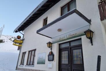 ホテル Plannerinn