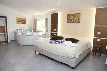 בית מלון כפרי Il Borgo Suite