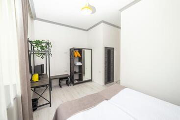 פנסיון Popock Goris