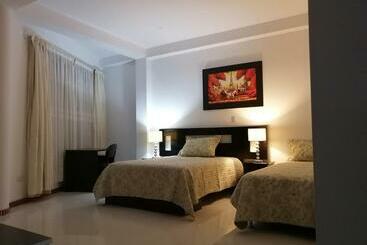 Deluxe Hotel Talara   A 5 Minutos Del Aeropuerto Y Plaza De Armas