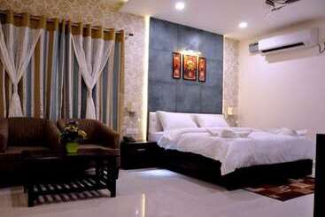 فندق The Bellevue Gwalior