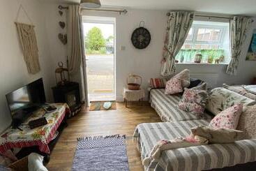 פנסיון Wheelhouse   Grinkle Bell Cottage