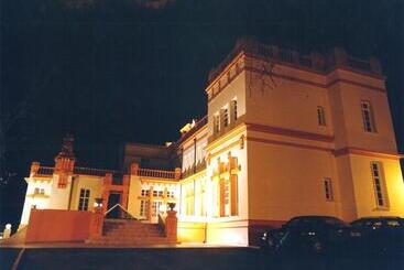 בית מלון כפרי Arcea Palacio de Las Nieves