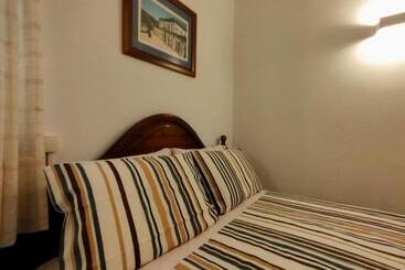 پانسیون Casa Hóspedes Polido