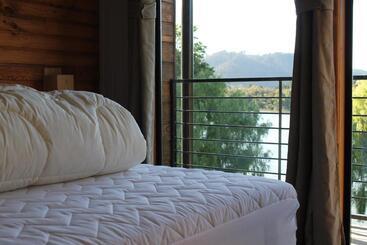 Bancoarena Hotel   Refugio Ribera