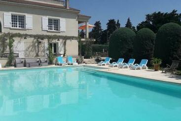 تختخواب و صبحانه Le Clos Des Vergers