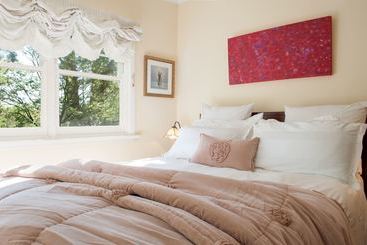 בית מלון כפרי Adeline Bed And Breakfast