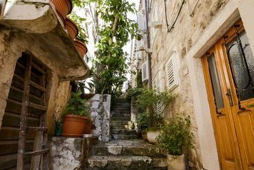 酒店 Apartments Plaza