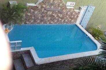 فندق Cabinas Madeleine