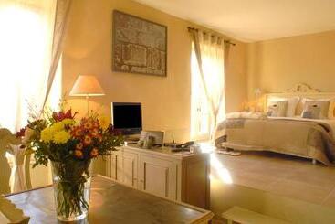 ホテル Le Couvent D Hérépian Hôtel & Spa