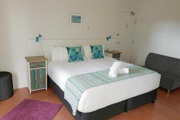 호텔 Lennox Beach Resort