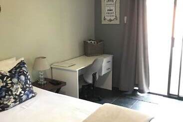 민박 28 La Rochelle