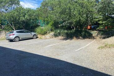 ベッドアンドブレックファースト Chambres D Hôtes Les Clapas