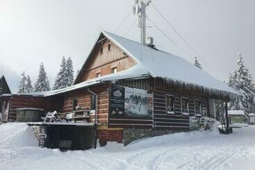 تختخواب و صبحانه Kiosek U Staré Lanovky