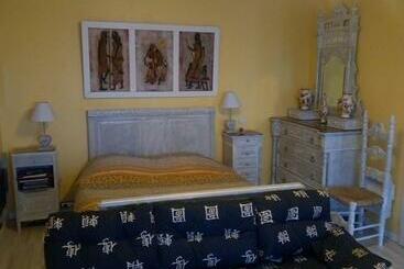 مبيت وإفطار La Croisée Des Chemins