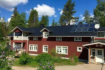 住宿加早餐  Purola Farm Guesthouse