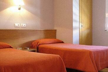 Пансион Hostal Cc