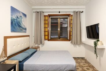 פנסיון Kite & Surf Nomad House