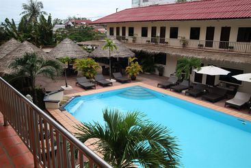 Hotel Beach Club Resort