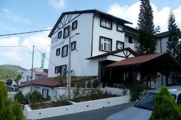 酒店 Country Lodge Resort