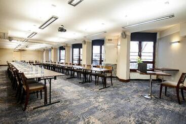 فندق Diament Ustroń