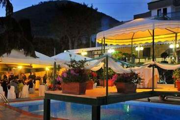 בית מלון כפרי Diecimare