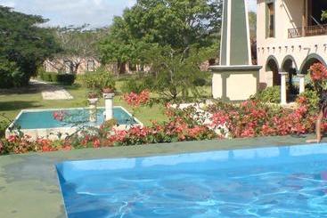 בית מלון כפרי Hacienda San Francisco Tzacalha