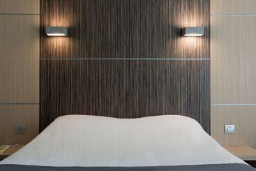 فندق The Originals City, Hôtel Le Causséa, Castres