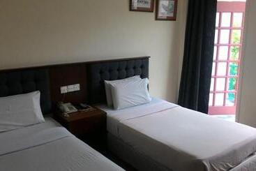 בית מלון כפרי Iris House