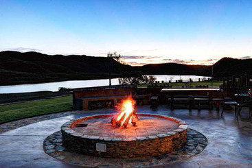 هتل Madi Madi Karoo Safari Lodge