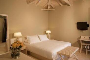 בית מלון כפרי Melitsina Village