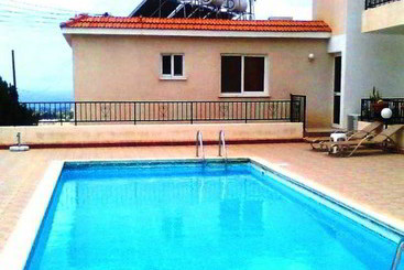 Сельский отель Aurora Apartments