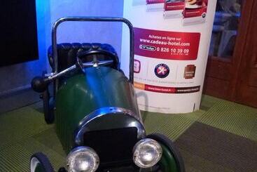 هتل The Originals Access, Hôtel La Dousseine, Dreux Nord