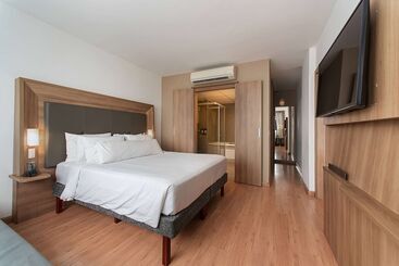 هتل Wyndham Salvador Hangar Aeroporto