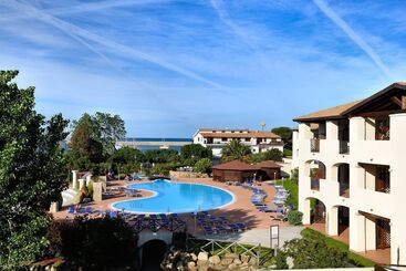 Cala Della Torre Resort