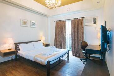 בית מלון כפרי Reddoorz Premium At Anisabel Suites Davao City