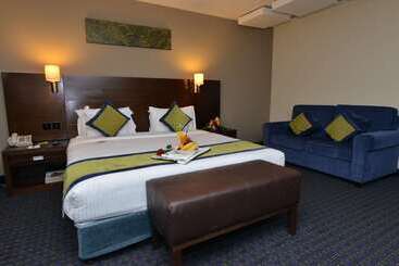 هتل Best Western Premier Muscat