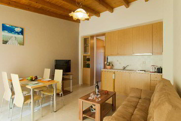 هتل Castello Apartments
